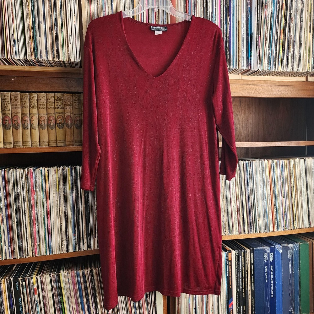 1X burgundy deep red v-neck long sleeve knee length dress